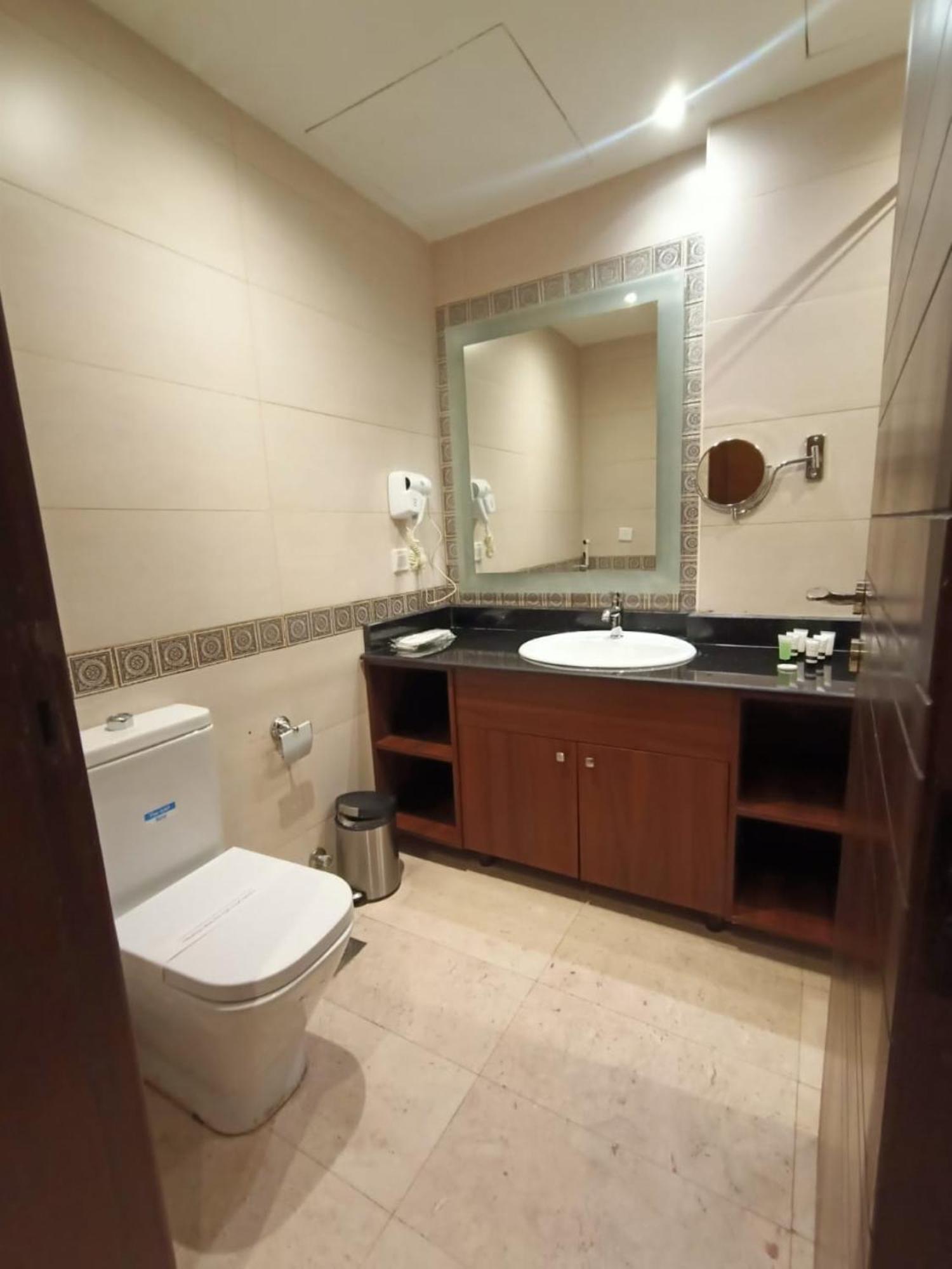 Quiet Jeddah Al Hamra Ξενοδοχείο Εξωτερικό φωτογραφία